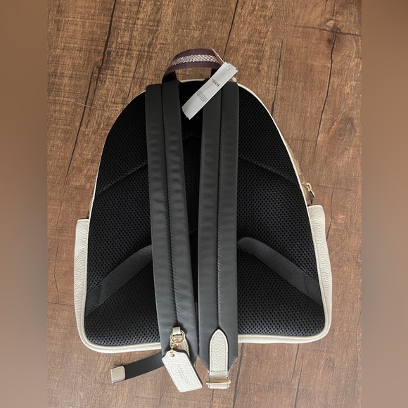 Coach Court Backpack - Picture 4 of 7